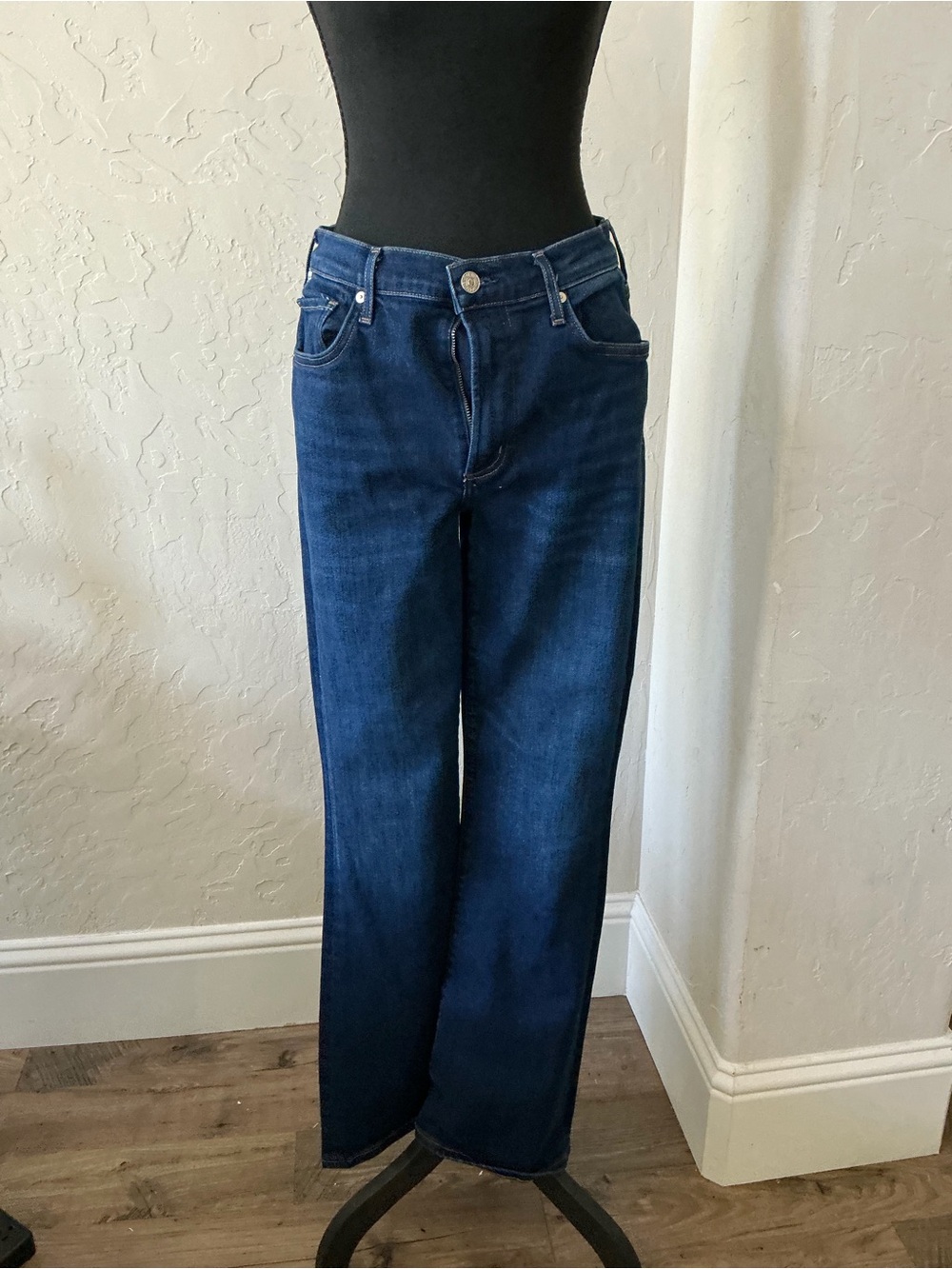 Citizens of Humanity Dark Blue Women’s Straight-Leg Jeans
